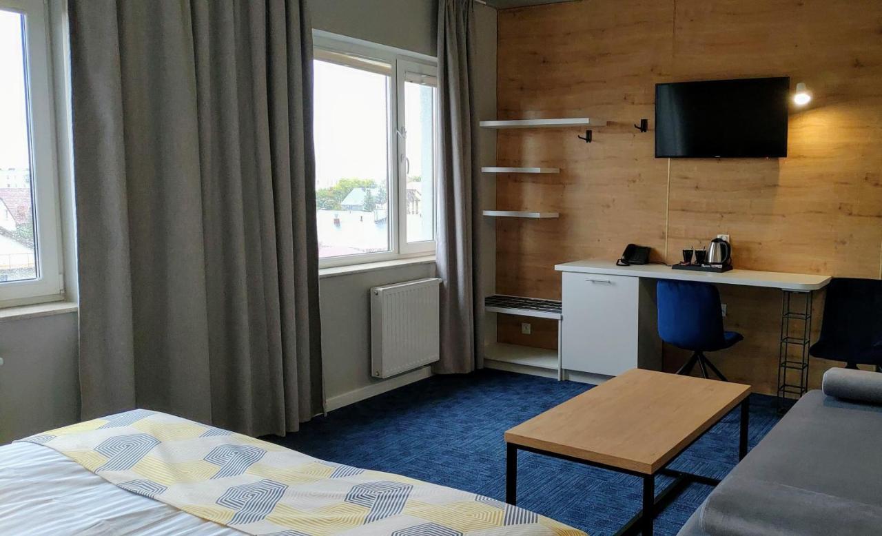 רומיה Hotel 107 מראה חיצוני תמונה