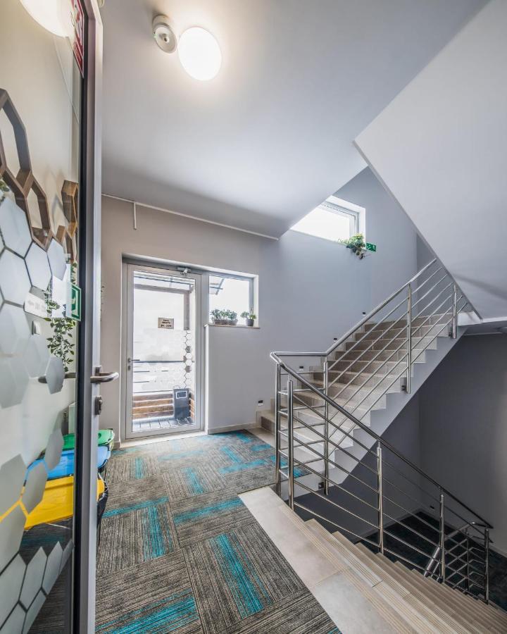 רומיה Hotel 107 מראה חיצוני תמונה