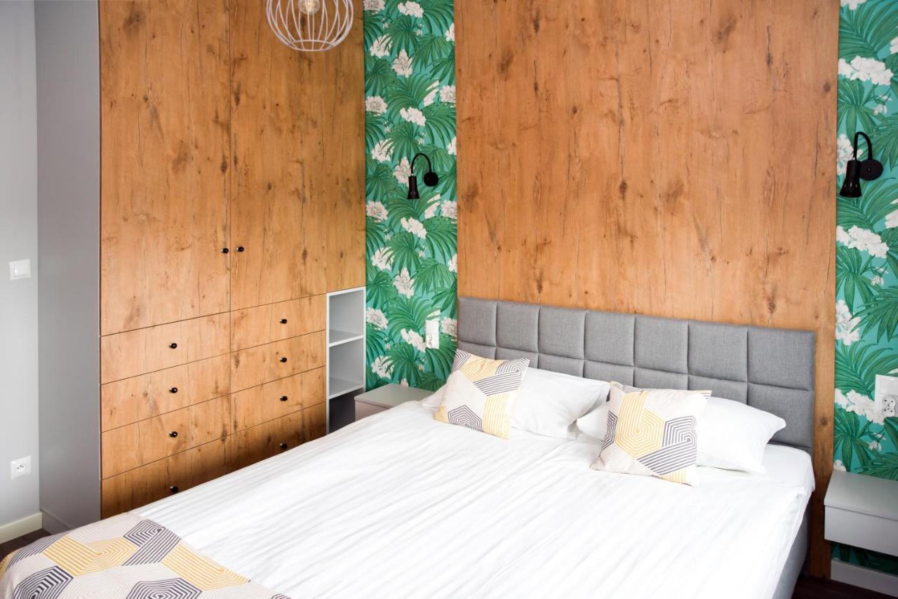 רומיה Hotel 107 מראה חיצוני תמונה